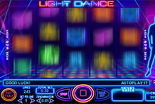 Light Dance ist ein Automatenspiel im Angebot von Red14. Im Bild ist zu sehen, wie die fünf Walzen während des Spielens rotieren.