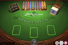 Der Tisch von Blackjack Lucky Sevens im JET Casino.