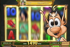 Das Bild zeigt eine Szene aus dem beliebten Hugo Slot.