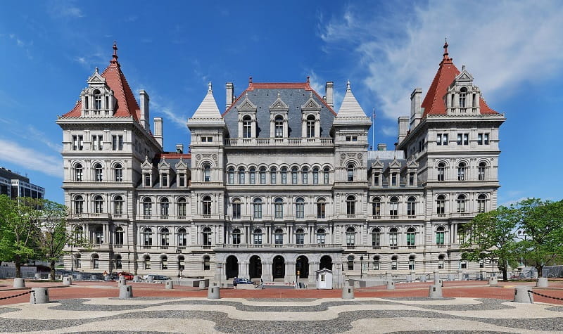 Ein Foto des State Capitols in Albany, New York