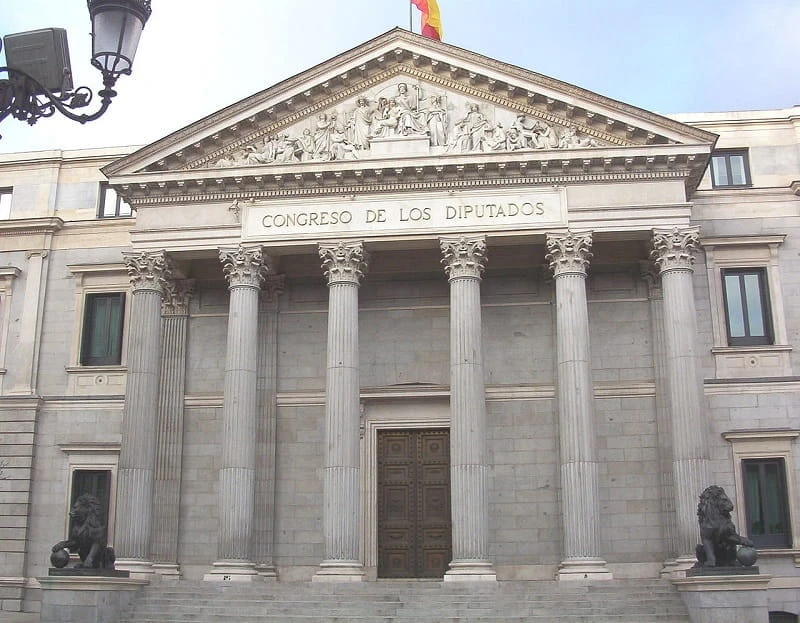 Ein Foto des spanischen Parlaments in Madrid
