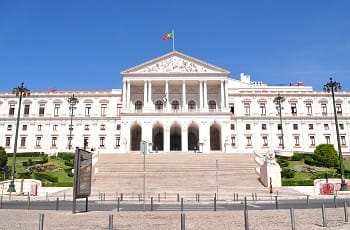 Das portugiesische Parlament in Lissabon.