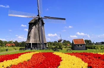 Eine Windmühle in Holland.