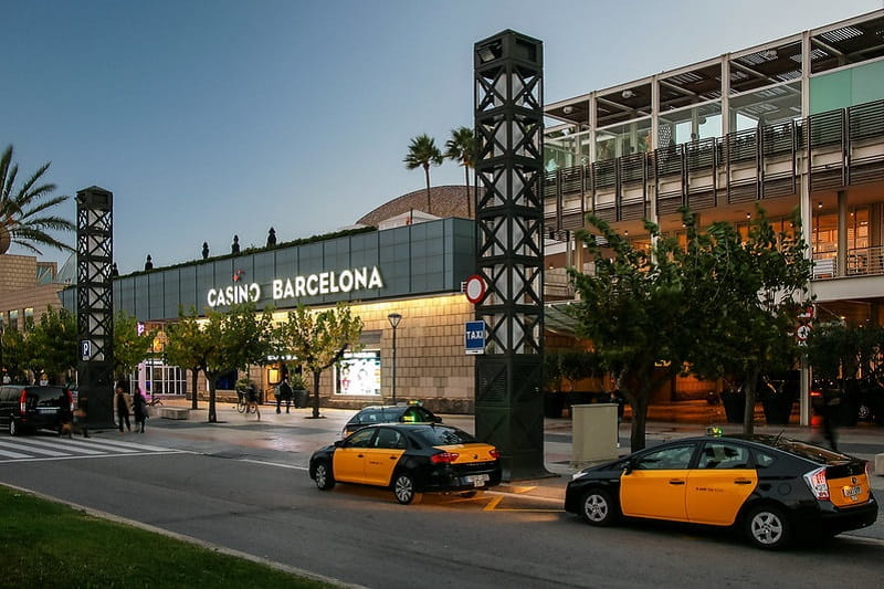 Der Eingang des Casinos Barcelona.