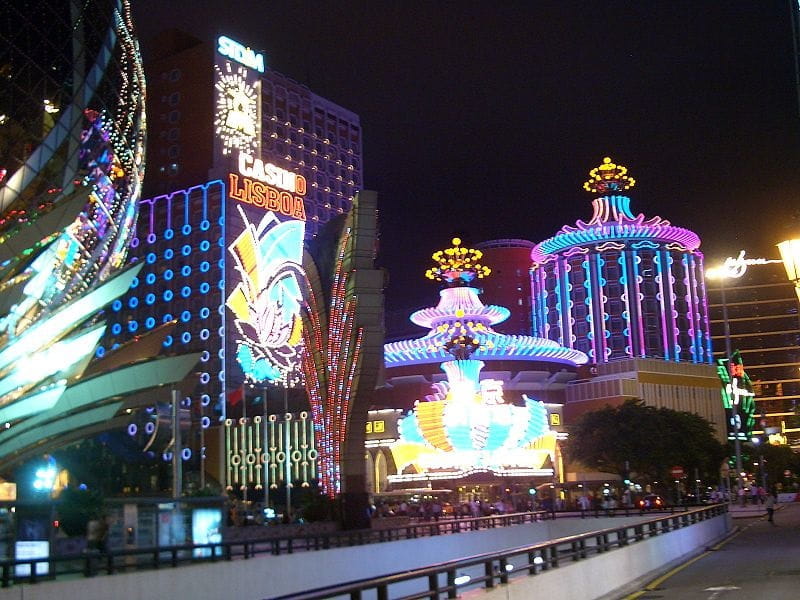 Die Glücksspielmetropole Macau bei Nacht.