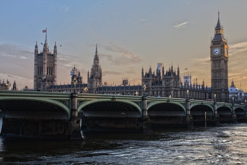 Ein Blick auf den Londoner Regierungssitz.