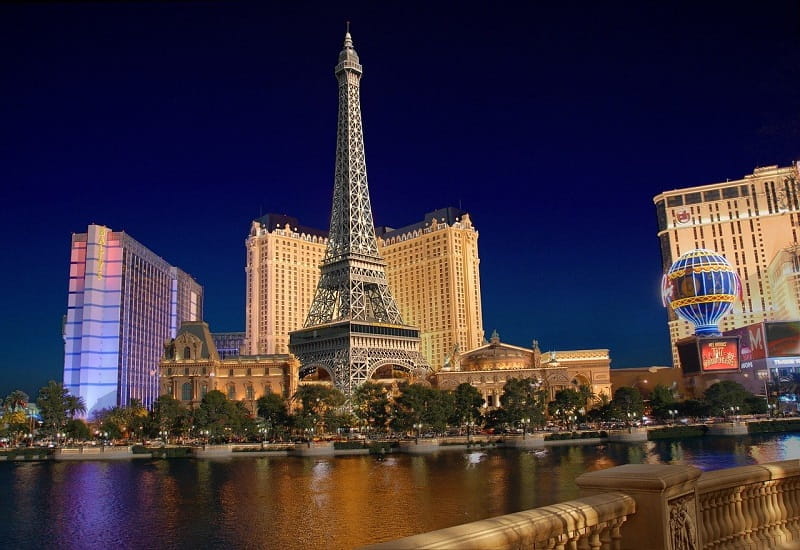 Die Casinos von Las Vegas bei Nacht.