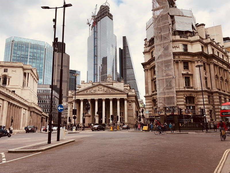 Eine Fußgängerzone im Londoner Bankenviertel.
