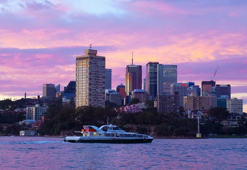 Die Skyline von Barangaroo, Sydney, am Abend.
