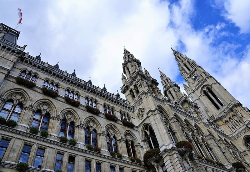 Die Außenfassade des Wiener Rathauses.