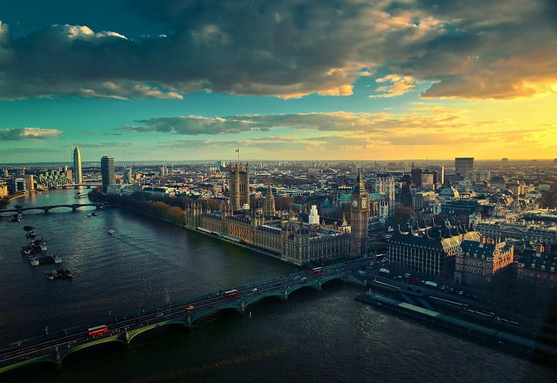 Der britische Regierungssitz im Londoner Stadtzentrum.