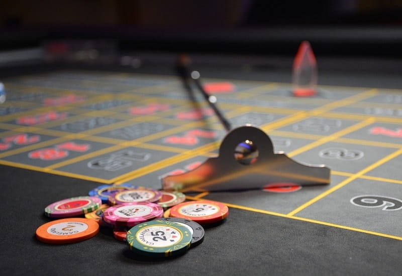 Der Spieltisch eines Casinos.