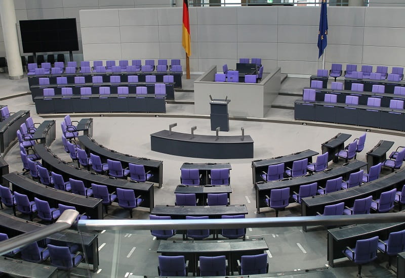 Die leeren Ränge des Bundestags in Berlin.
