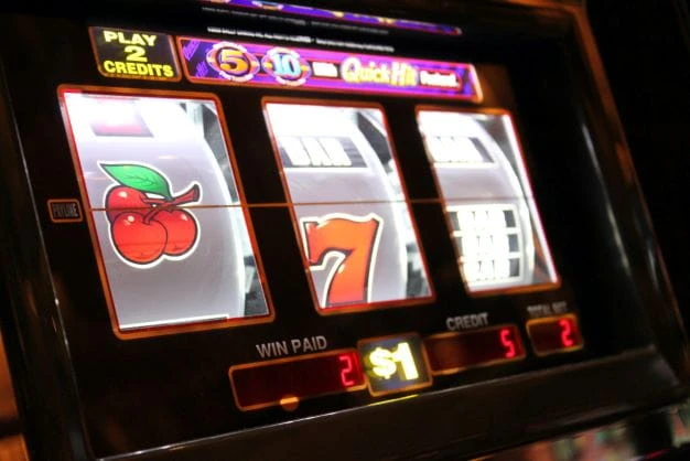 Slot Maschine als Symbol für den MGM Automaten.