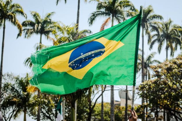 Brasilianische Flagge als Symbol der anstehenden Glücksspiel Legalisierung.