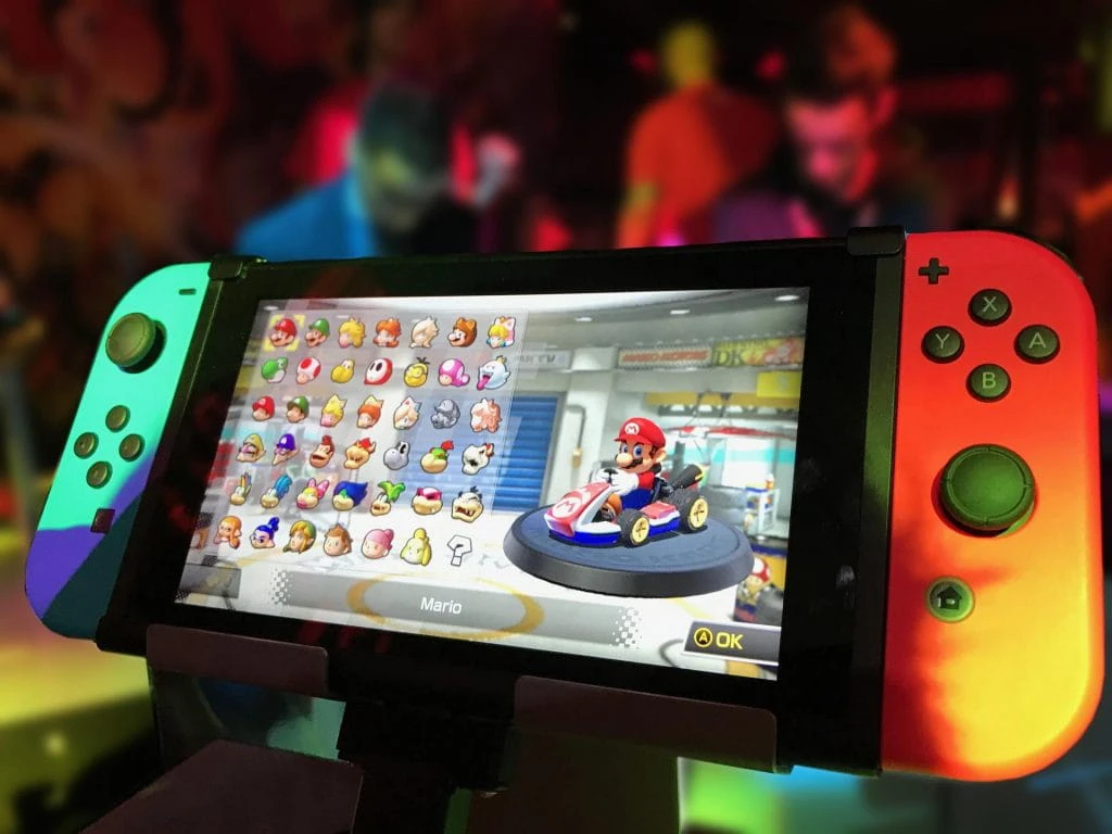 Mario Kart sedang dimainkan di Nintendo Switch.