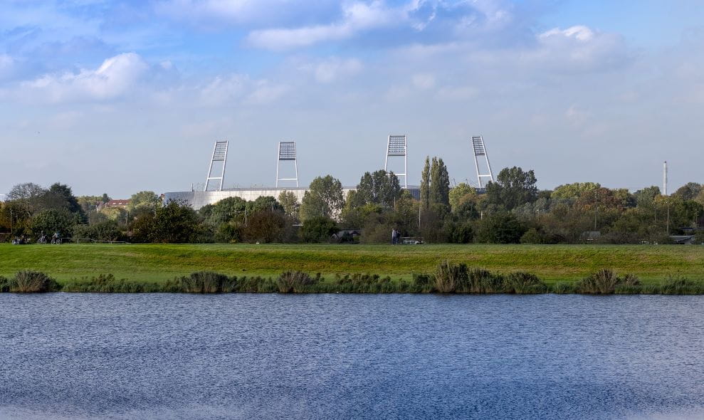 Pemandangan Stadion Weser.