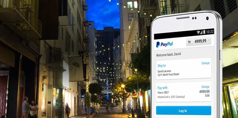 Aplikasi PayPal ditampilkan di smartphone.