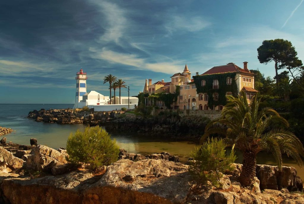 Pantai Cascais di Portugal