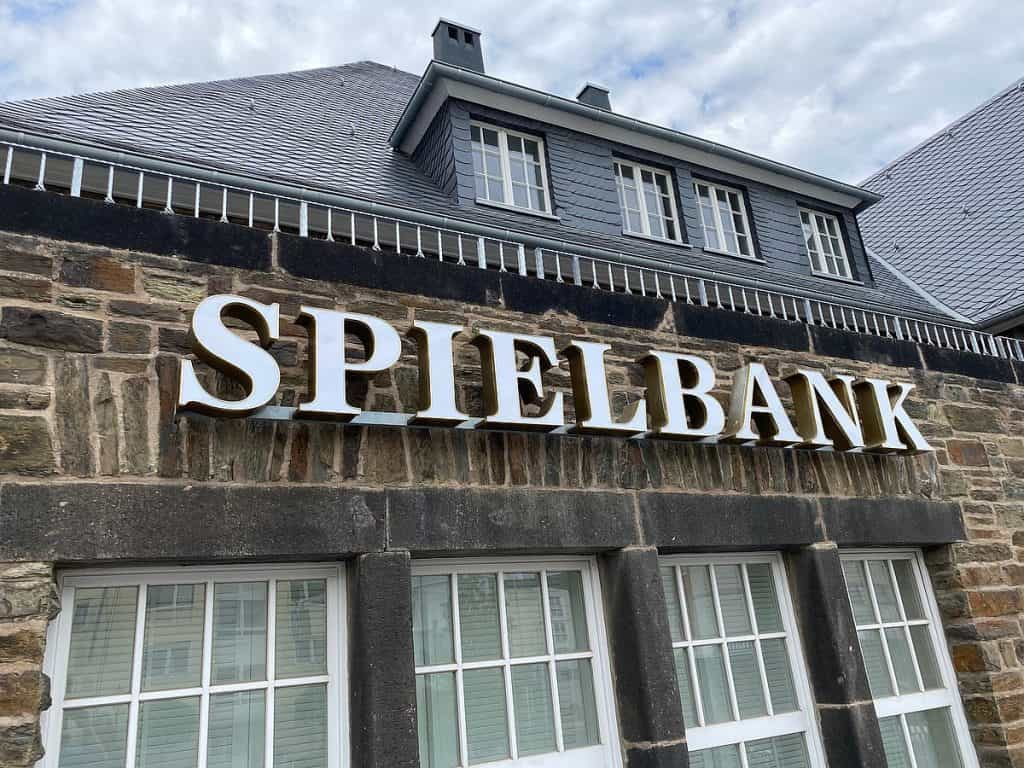 Außenansicht der neuen Spielbank Bad Neuenahr