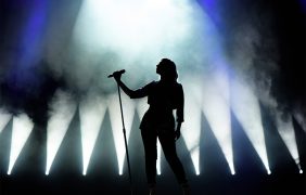 Aufnahme von Shania Twain bei einer Show in New York