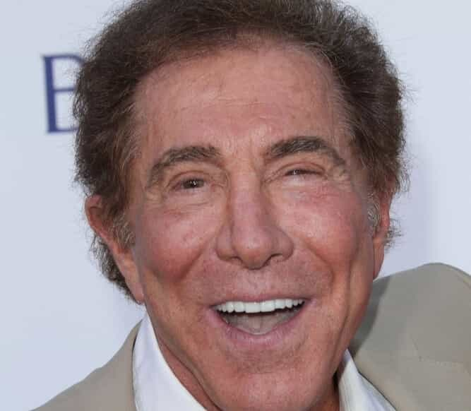 Aufnahme von Steve Wynn bei den Billboard Music Awards im Jahr 2012.