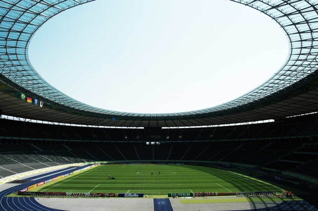 Aufnahme Berliner Olympiastadion Marathontor