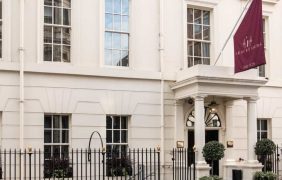 Aufnahme des Crockfords Casinos in Mayfair, London.