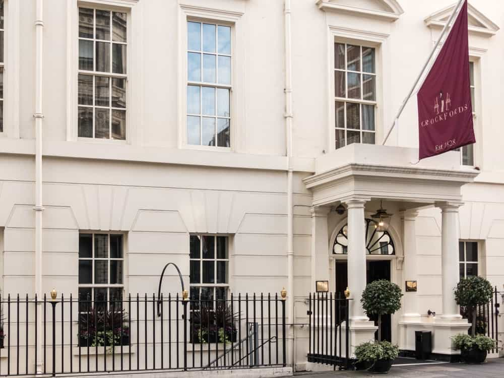 Aufnahme des Crockfords Casinos in Mayfair, London.