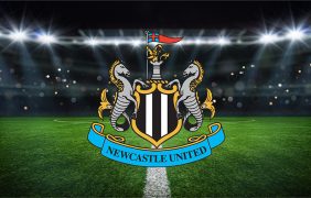 Aufnahme von Newcastle-Fans bei einem Spiel.