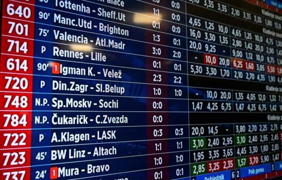 Sportwetten-Spielstände auf einem Bildschirm