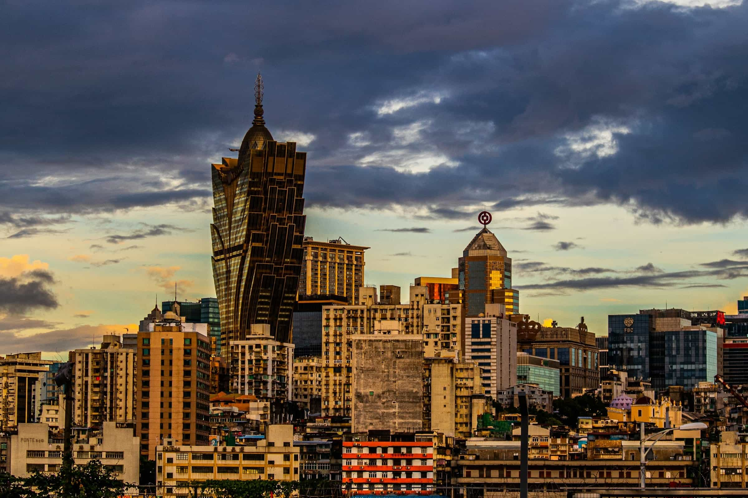 Macau bei Nacht.