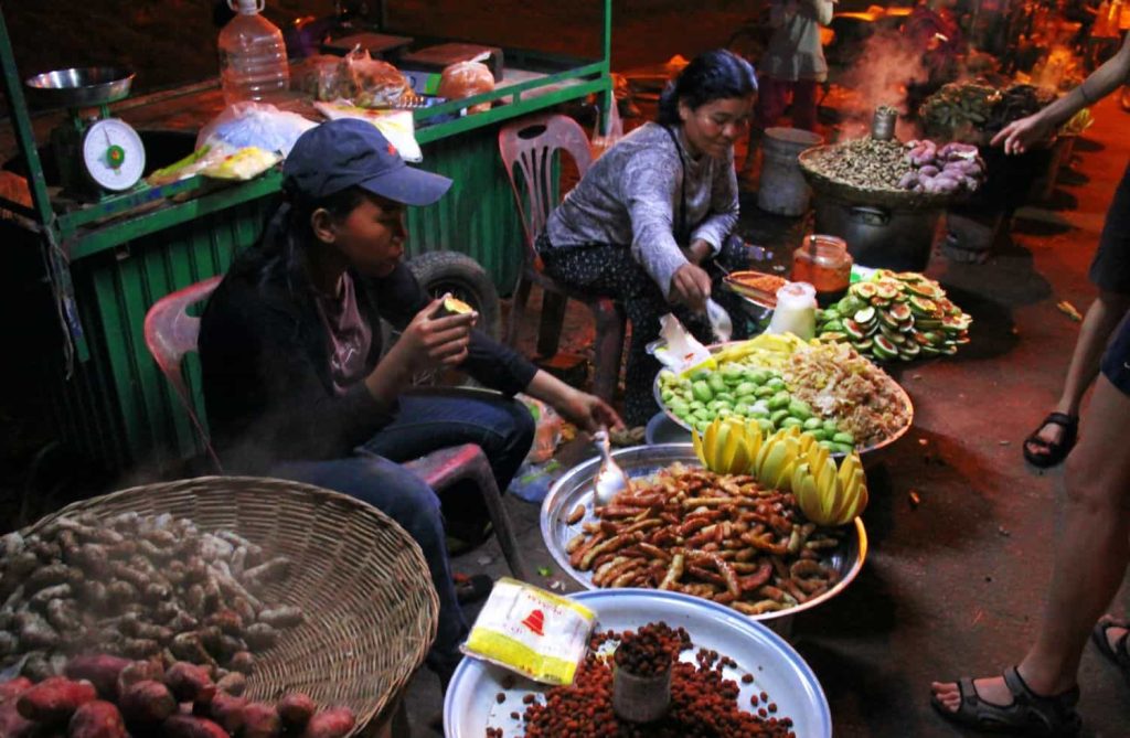 Strassenmarkt in Kambodscha