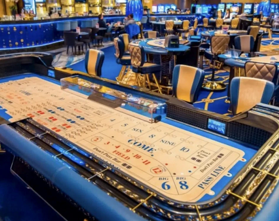 Spieltisch im King's Casino Resort Rozvadov.