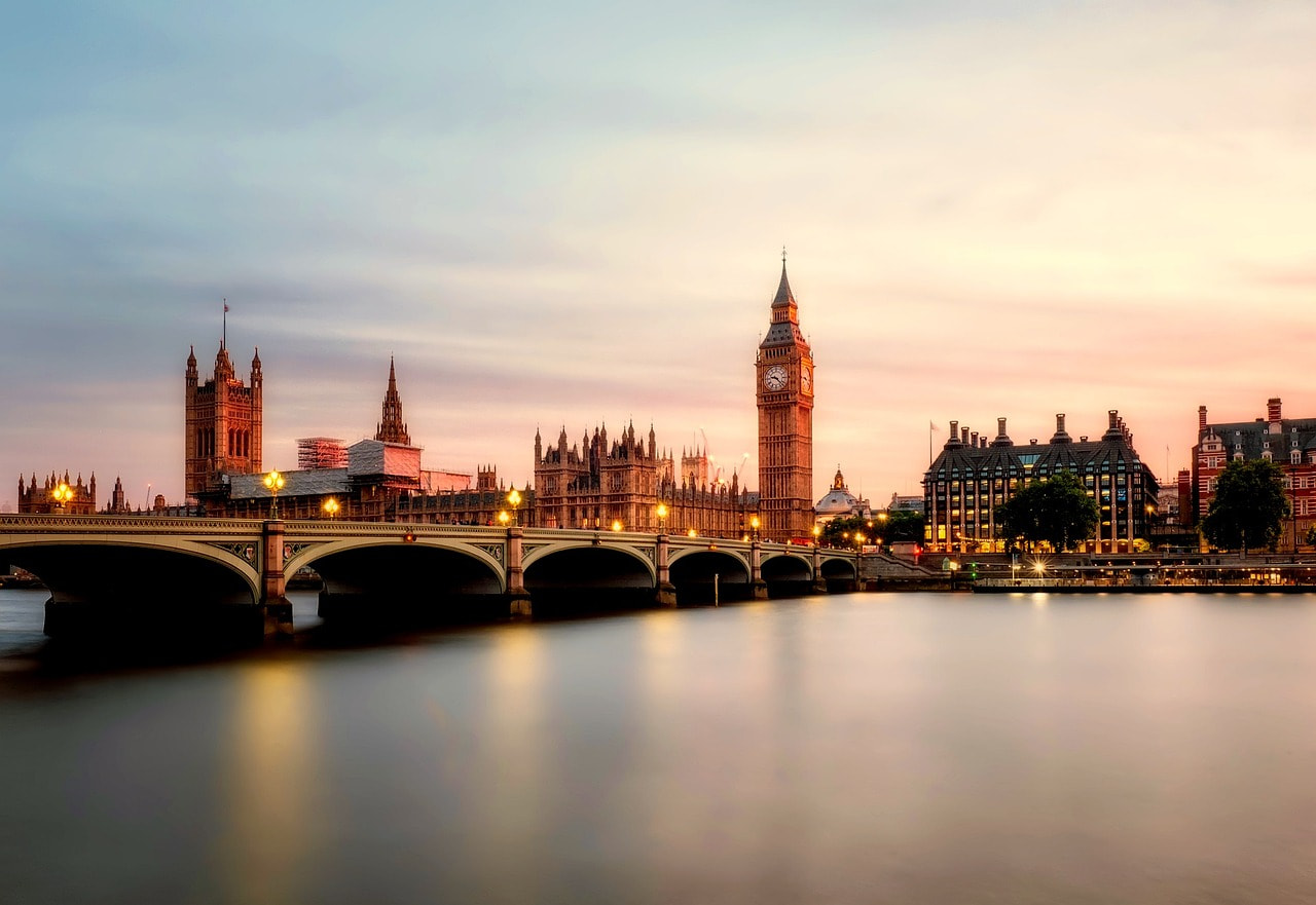 Aufnahme von London im Sonnenaufgang