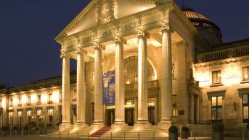 Österreichischer Glücksspiel-Gigant Novomatic plant Einstieg in die Spielbank Wiesbaden