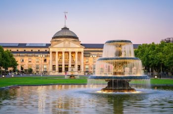 Österreichischer Glücksspiel-Gigant Novomatic plant Einstieg in die Spielbank Wiesbaden
