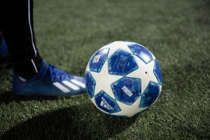 Fußball und Fußballschuh