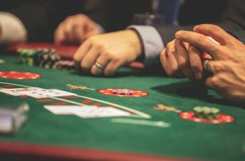 Spieltisch in einem Casino.