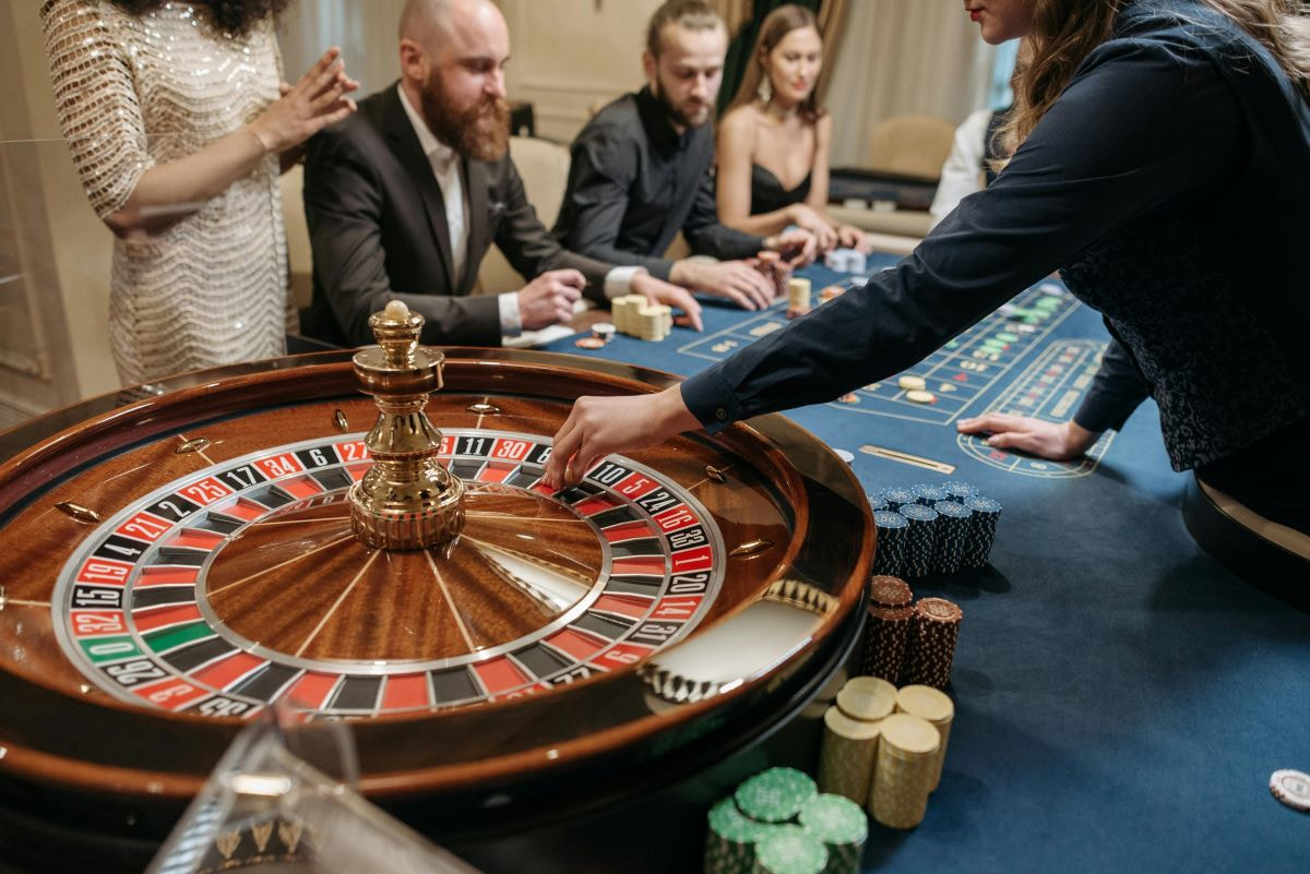 Roulette-Tisch in einem Casino. 