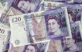 Mehrere Pfund-Geldscheine