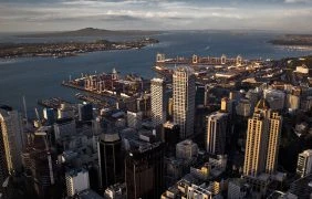 Luftaufnahme der Stadt Auckland in Neuseeland