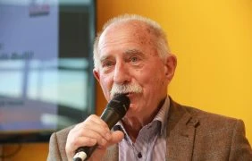 Werner Hansch bei einer Rede