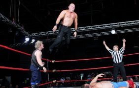 Wrestler beim Kampf.