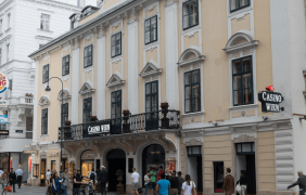 Außenaufnahme des Casino Wien.