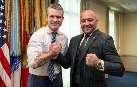 Aufnahme von Conor McGregor mit dem amerikanischen Verteidigungsminister Pete Hegseth im Weißen Haus.