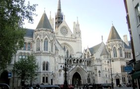 Aufnahme der Royal Courts of Justice in London.