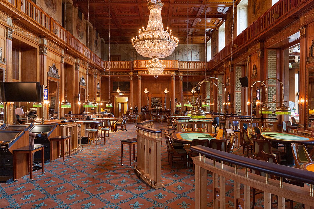 Spielbank Wiesbaden von innen.