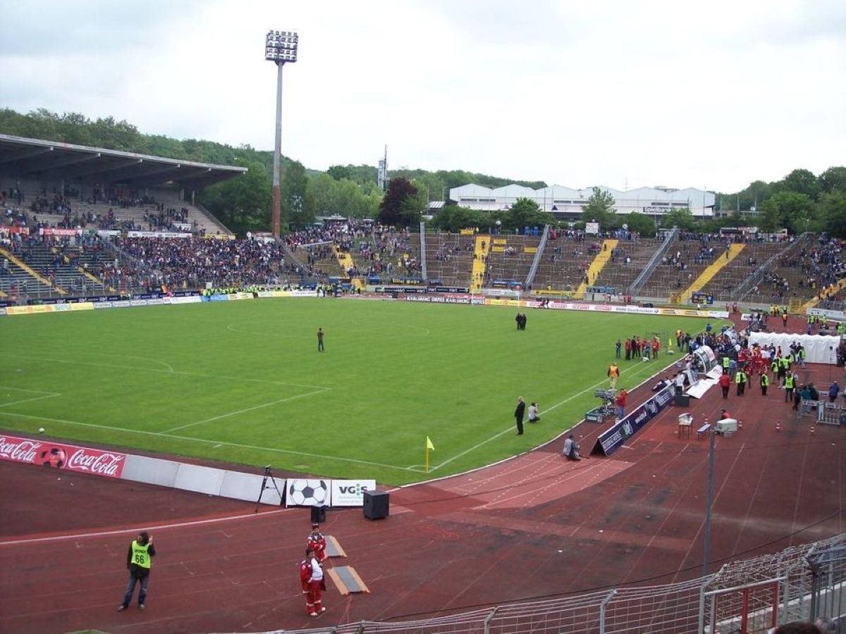 Foto des Ludwigsparkstadion in Saarbrücken