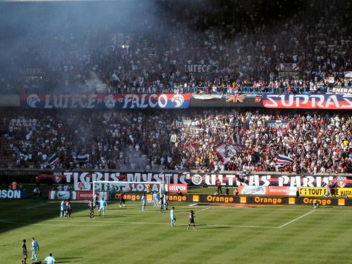 Ein Fußballstadion